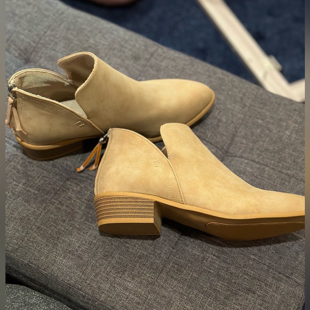 Trary Tan Faux Leather Ankle Boots